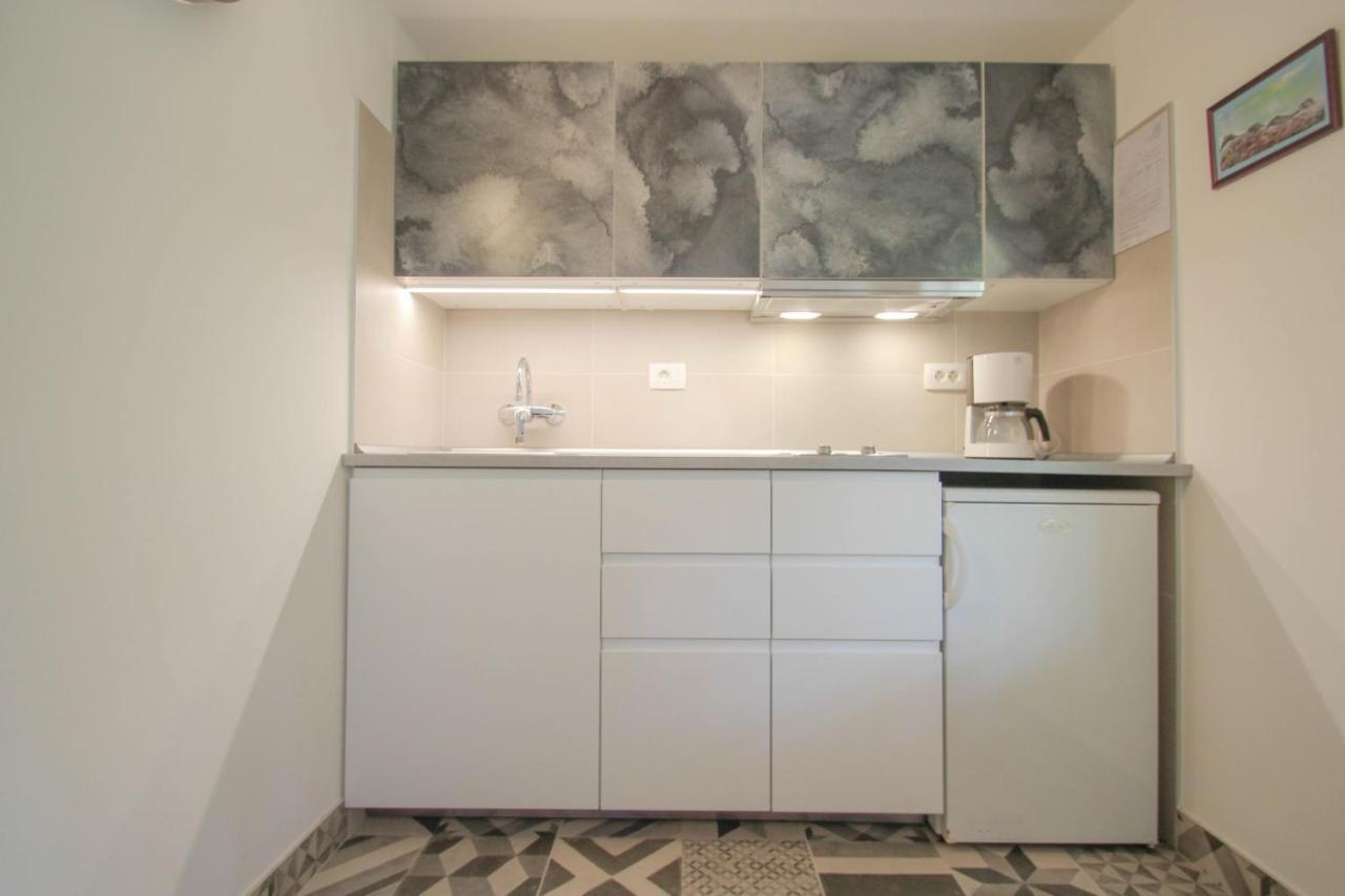 Carla Guest House Новиград Екстериор снимка