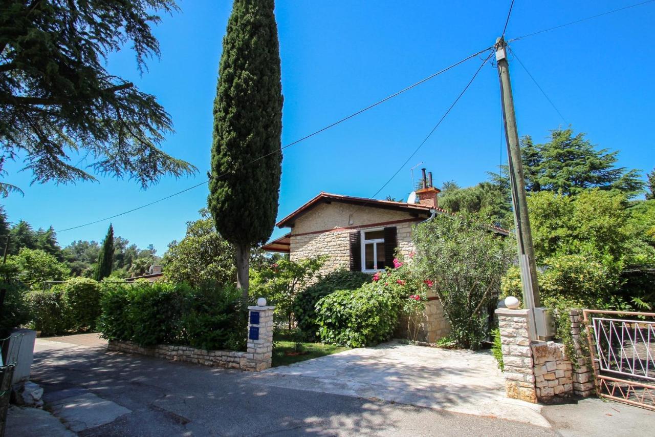 Carla Guest House Новиград Екстериор снимка