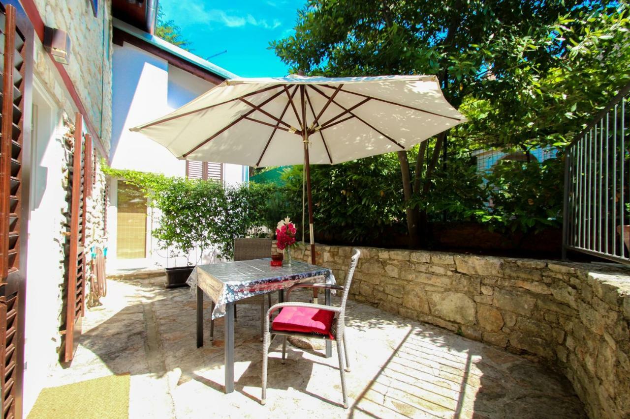 Carla Guest House Новиград Екстериор снимка