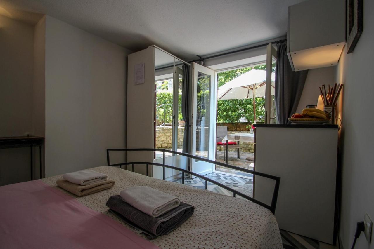 Carla Guest House Новиград Екстериор снимка